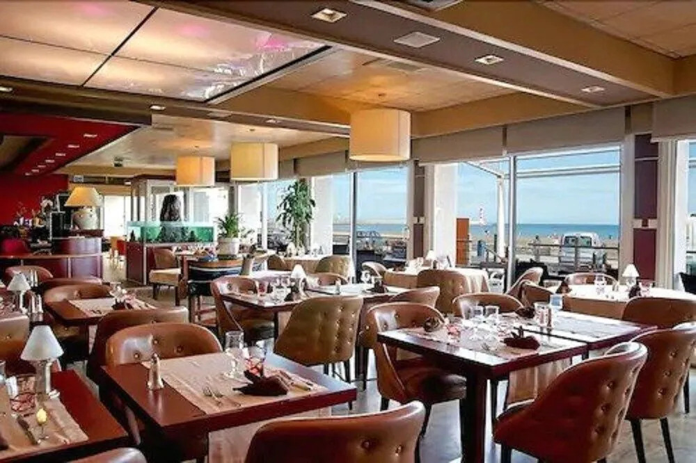 Logis Hôtel & Restaurant Mediterranee