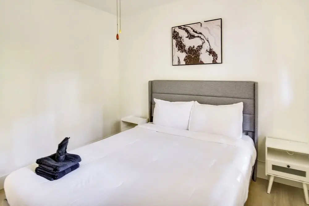 Pet-friendly Norfolk Retreat ~ 7 Mi to Beach!