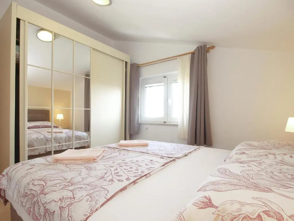 Apartment  Anica 770