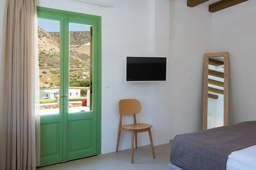 Lithos Suites Sifnos
