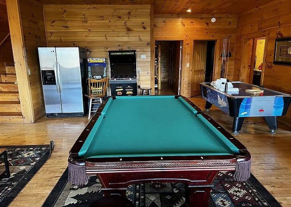 Cabin Fever Lodge #750