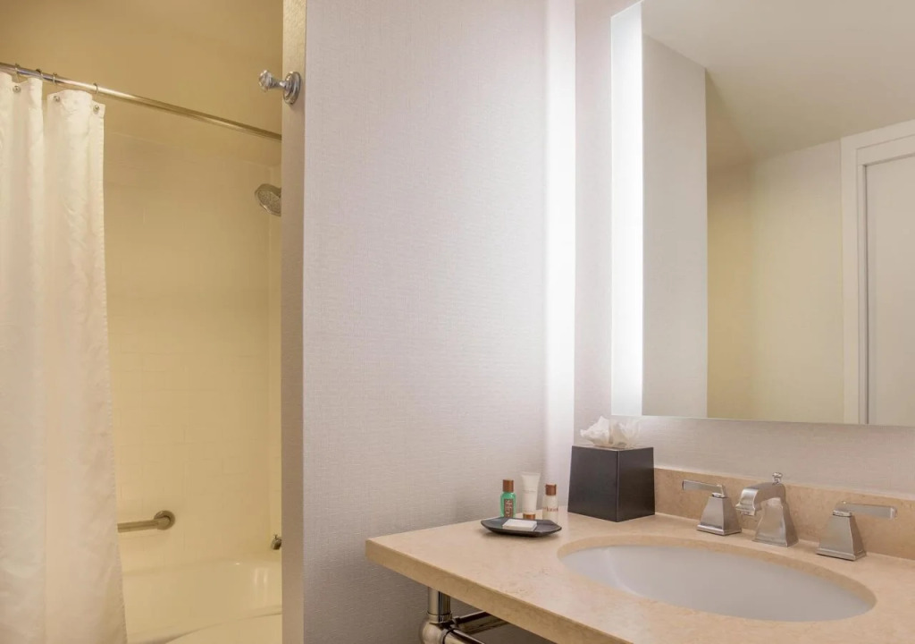 Sheraton Suites Chicago Elk Grove
