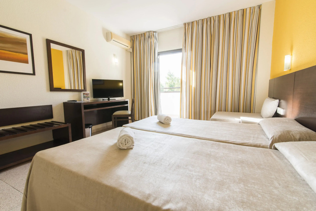 azuLine Hoteles Mar Amantis & II