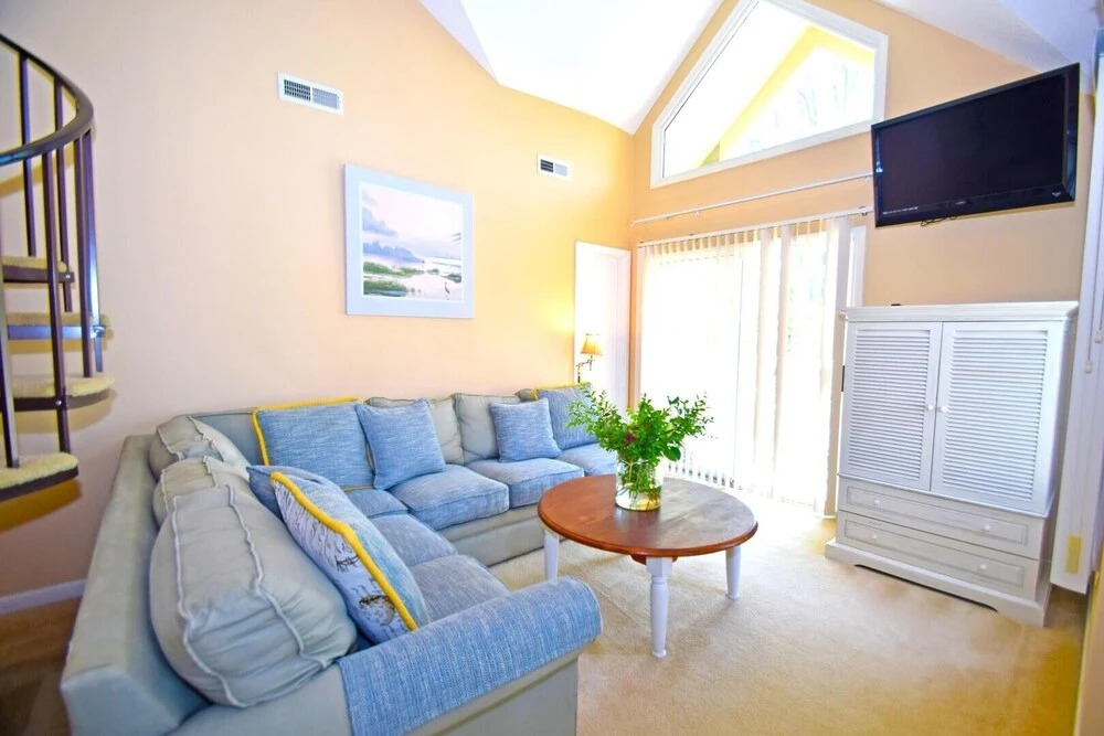 Seascape-heron Harbour 206-18 1 Bedroom Townhouse by Redawning