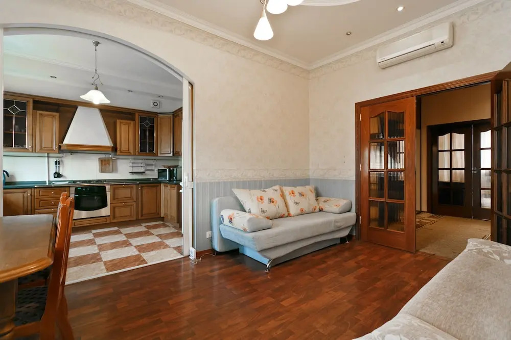 Home Apart Ulianovskaya Str 32