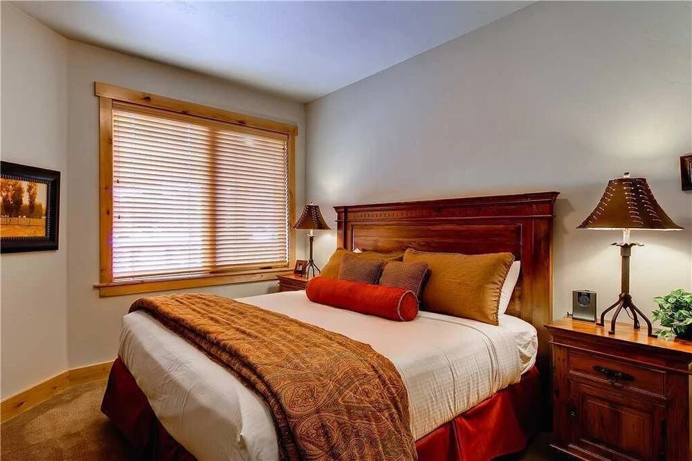 6209 Bear Lodge, Trappeur's Crossing Apartment 3