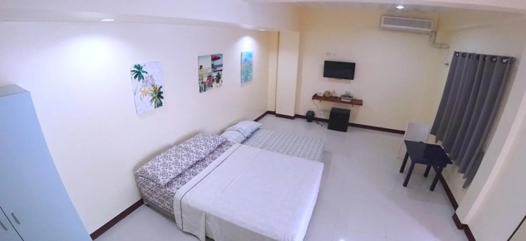 Kona Island Hotel