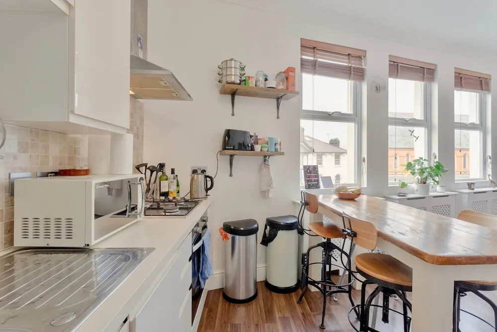 3 Bedroom in Clapham Junction With Roof Terrace