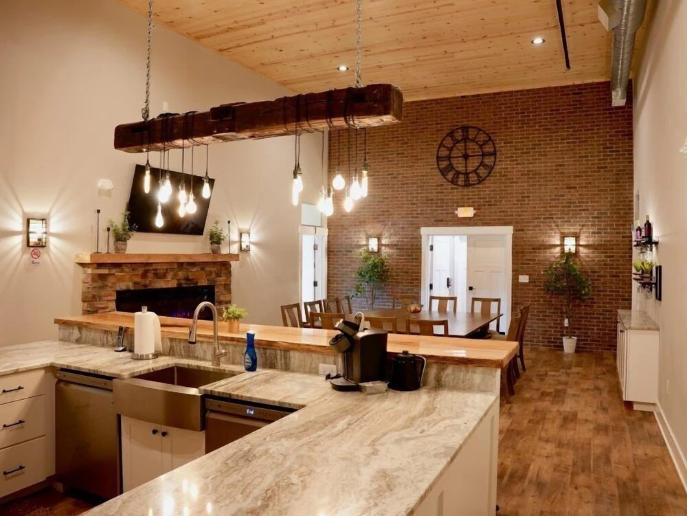 Tall Oaks Resort