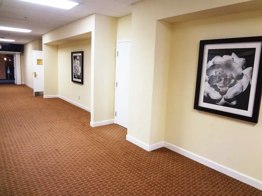 Red Roof Inn & Conference Center Chicago - Aurora Fox Valley