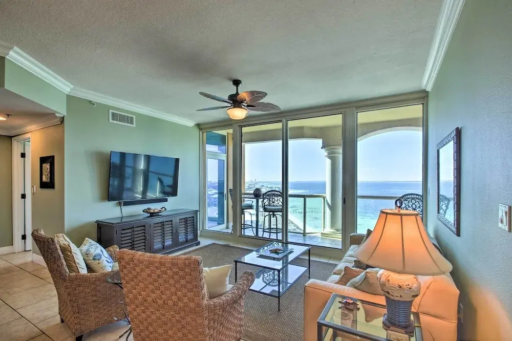Pensacola Beach Resort Condo With Beach Access!