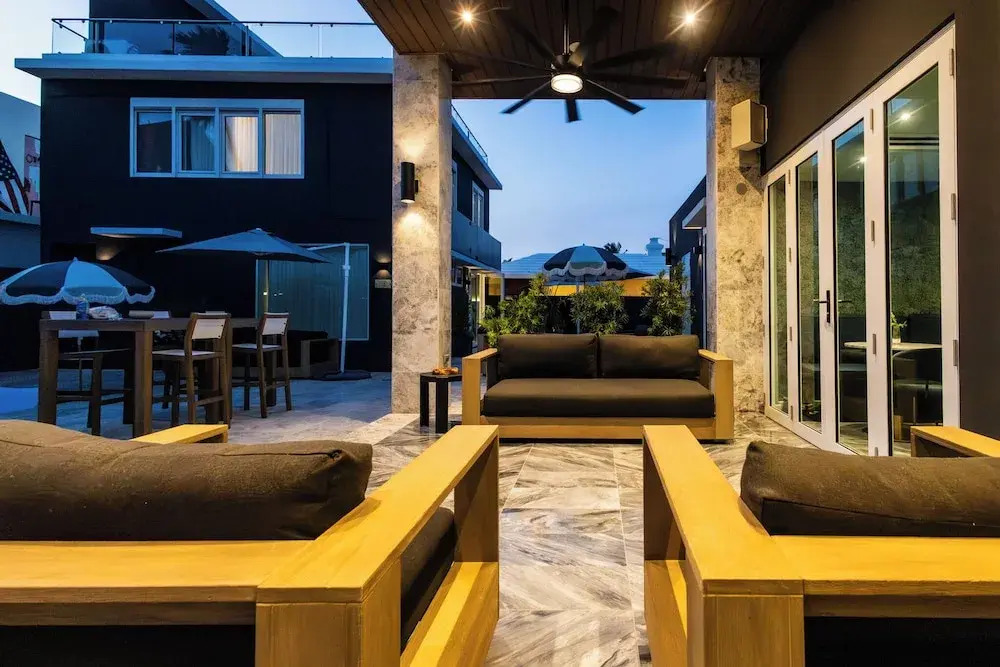 Portofino 4BD Suite Pool Resort Vibe