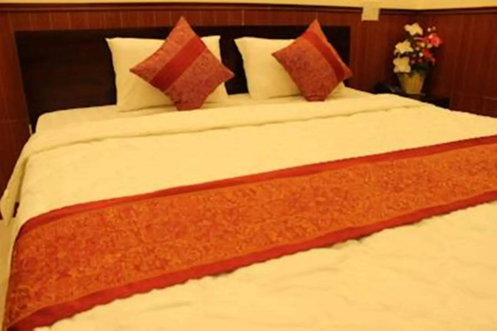 Cau Rong Hotel