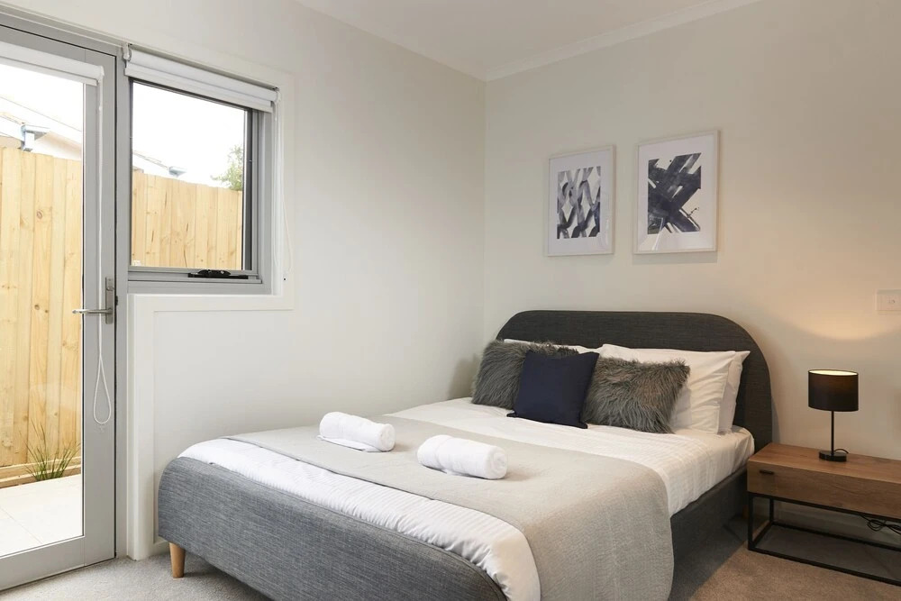Sleek and Spacious Flat