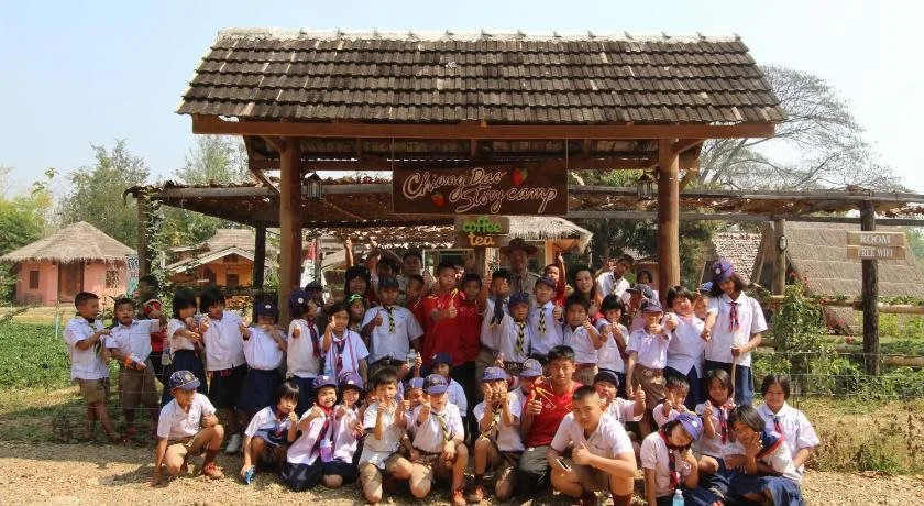 บ้านข้างดอยเพียงดาว ลุงดำ