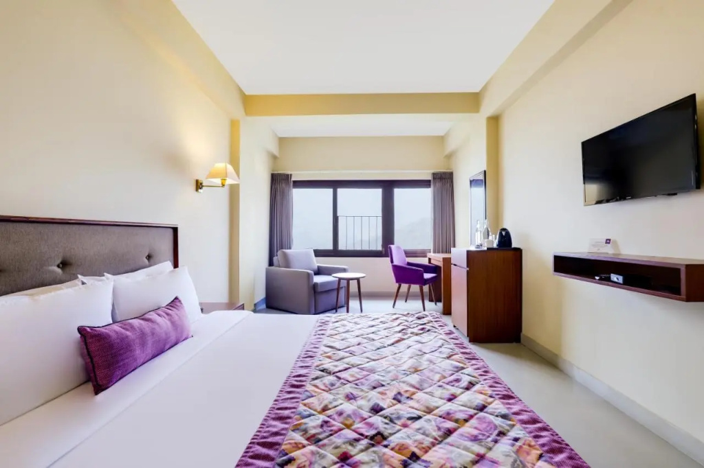 Mount Himalayan Hotel