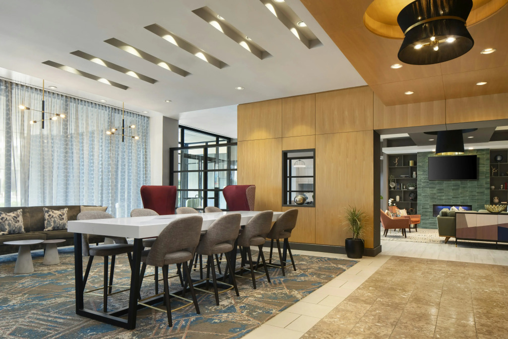 DoubleTree by Hilton Hartford Downtown
