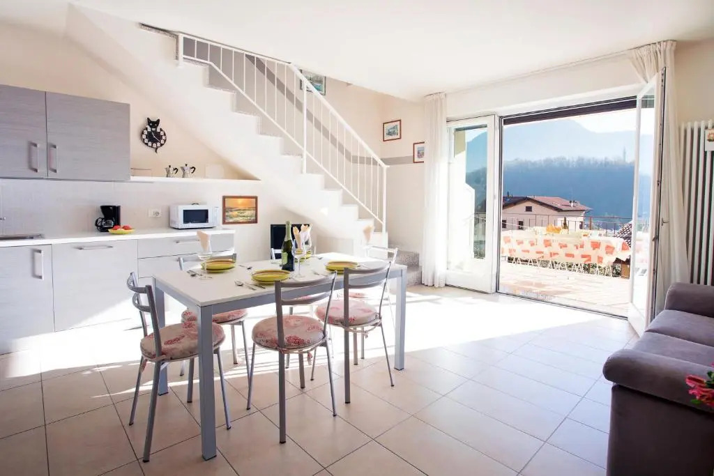 4 Village centre Lenno homes with pool-by Italian Apartments TERRAZE, SPESE, SOPRA SPESE, SPESE II