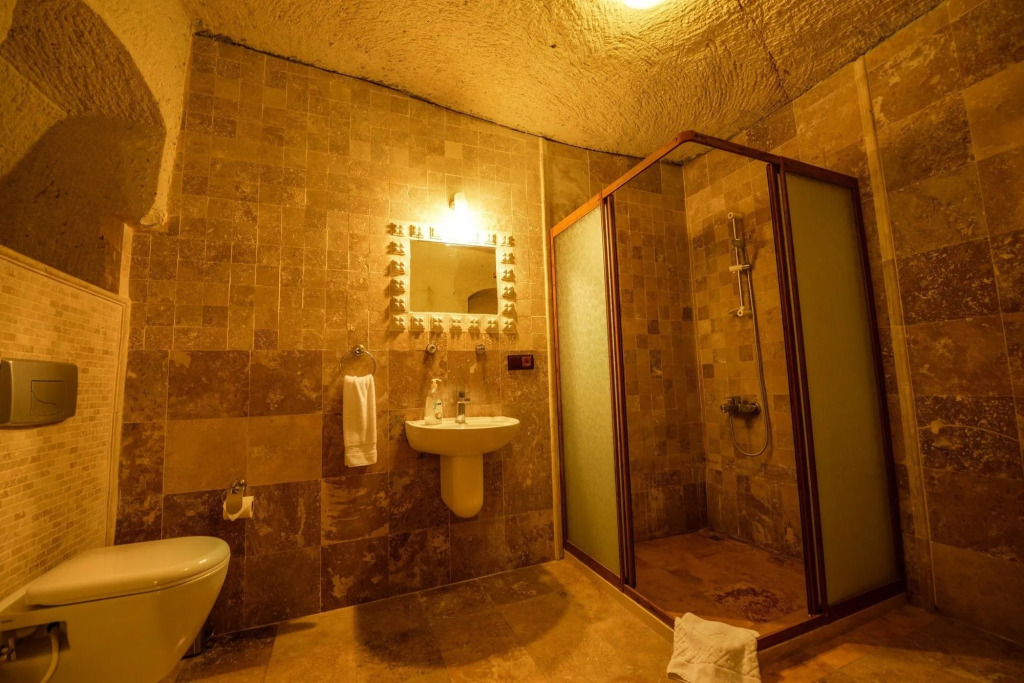 Vineyard Cave Hotel