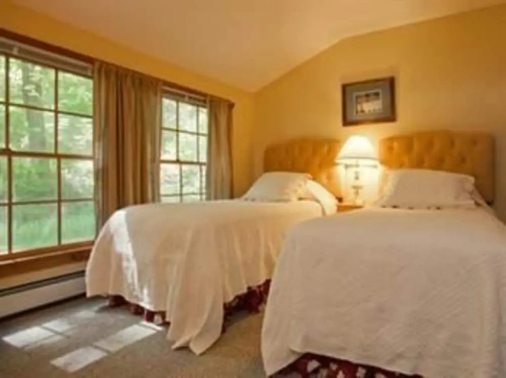 Arlington's West Mountain Inn