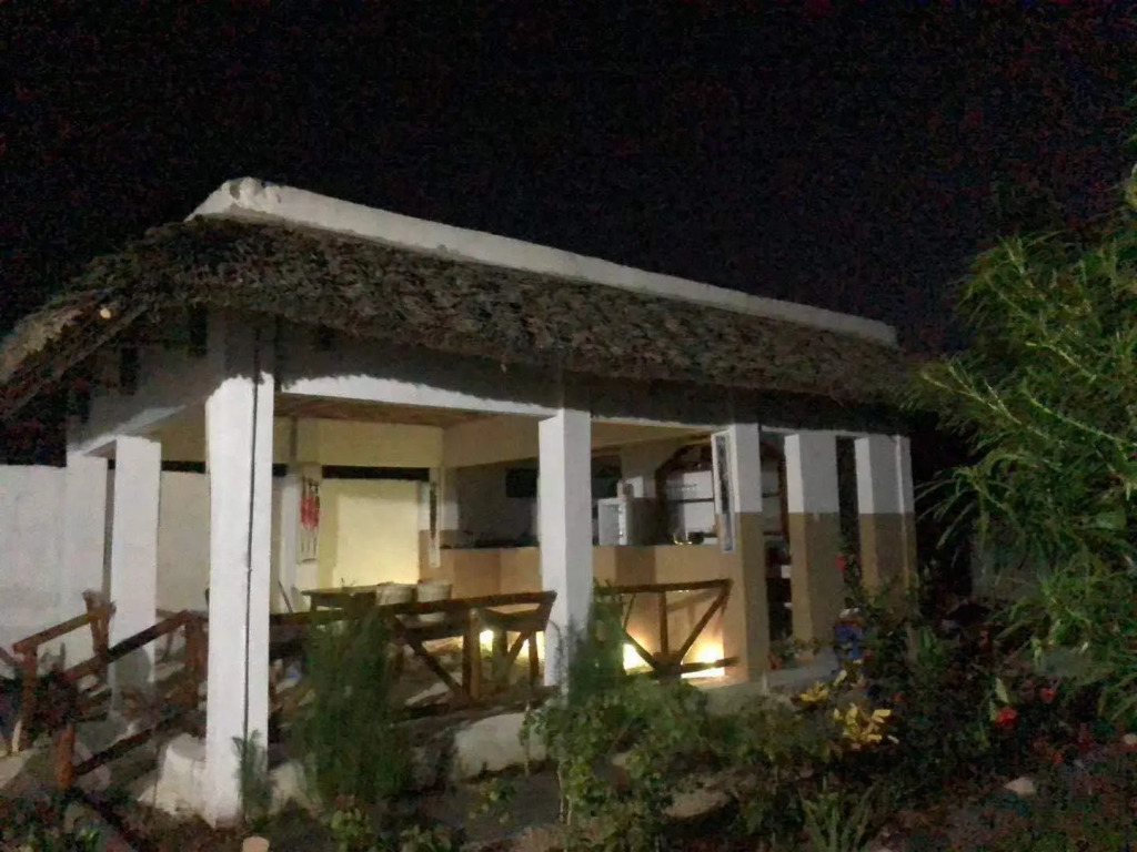 Coral nungwi and restaurant