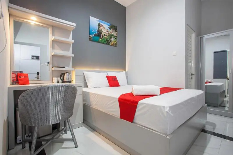 Camelia Boarding House by RedDoorz