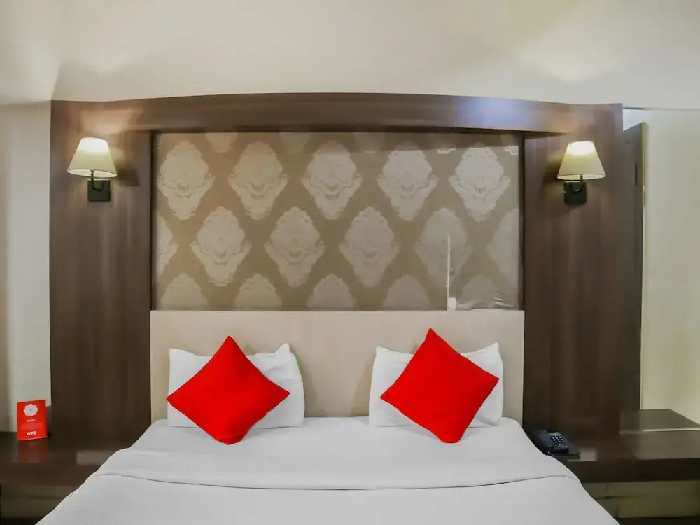 OYO 18900 Hotel Jagganath