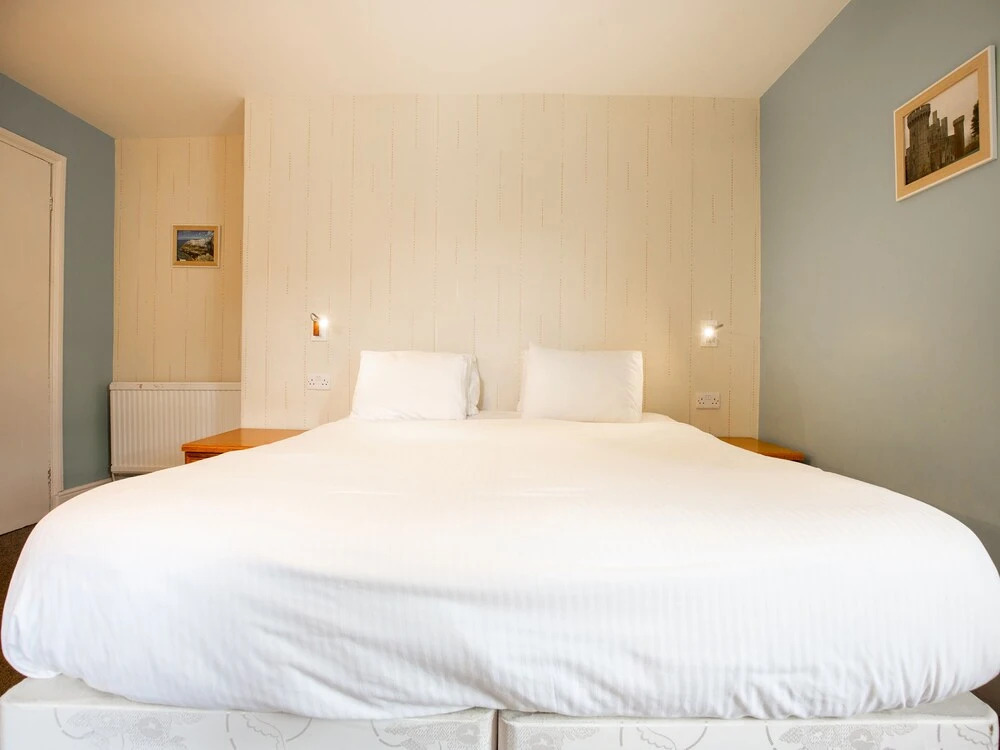 Padarn Hotel