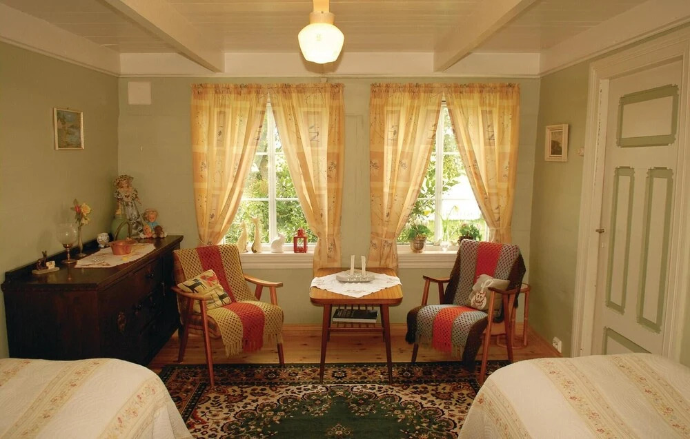 Beautiful Home in Vanse With 2 Bedrooms