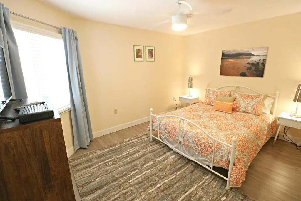 Ocean Village Club K32
