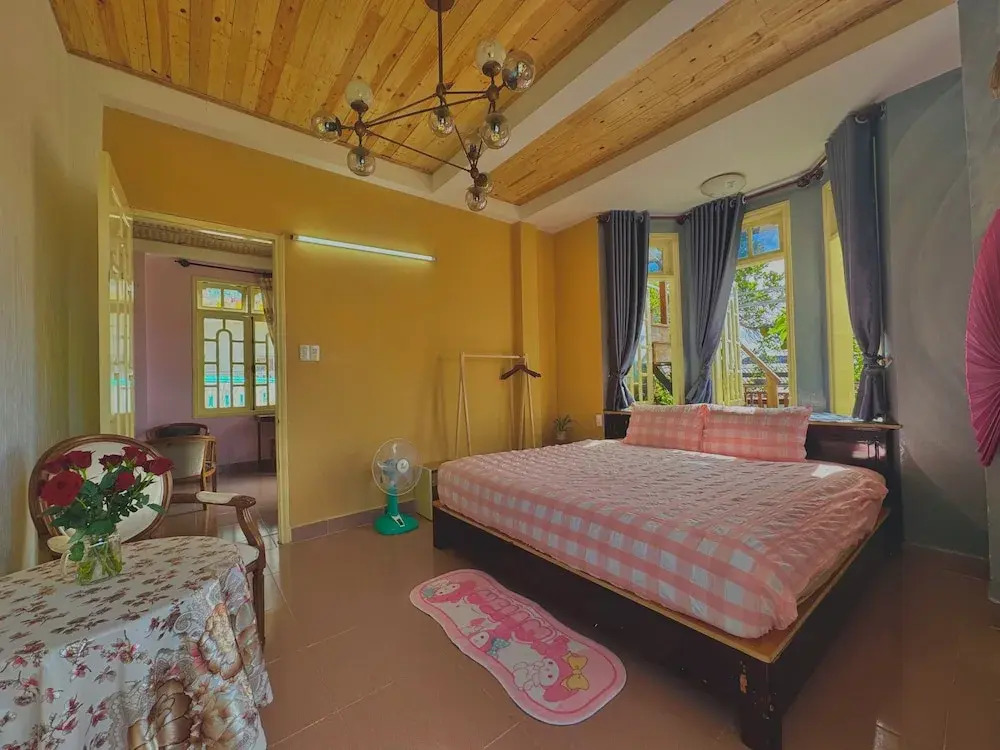My Stay 1 Le Van Tam