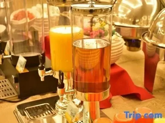 RoEasy Exquisite Hotel