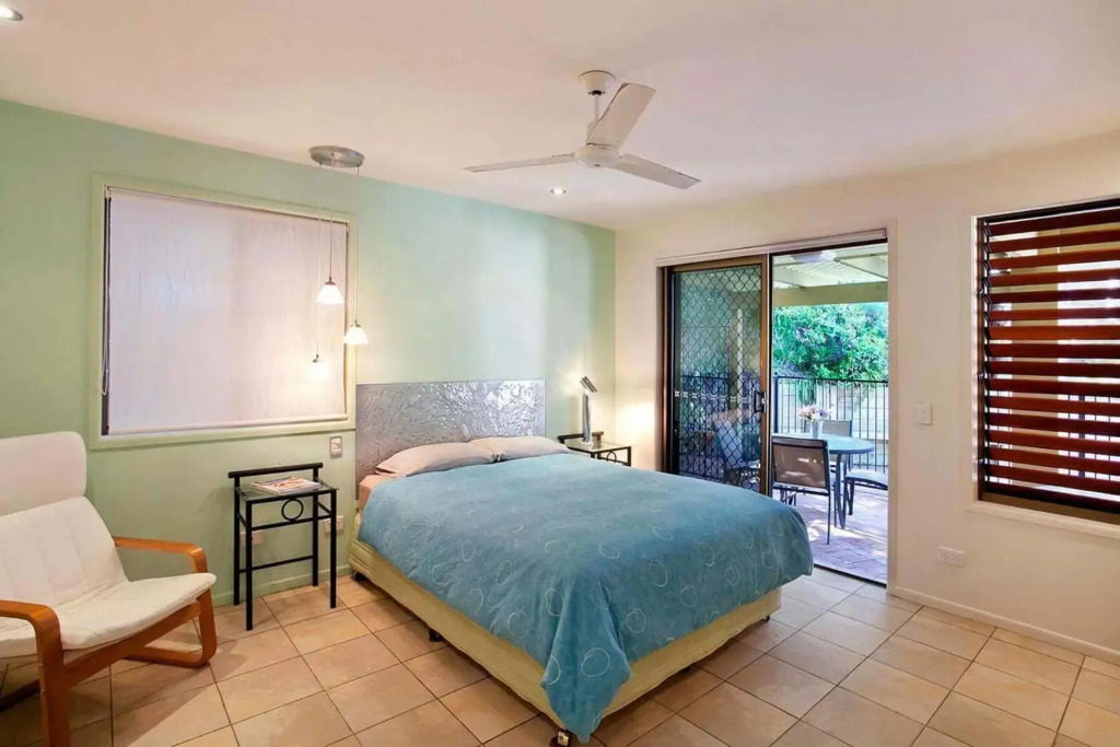Stevens St Pet Friendly Original Sunshine Beach Beach House