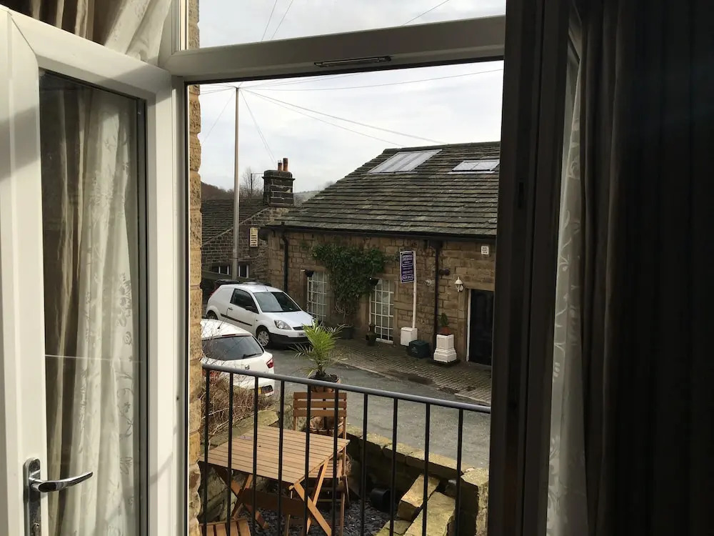 Inviting 2-Bed House in Hebden Bridge