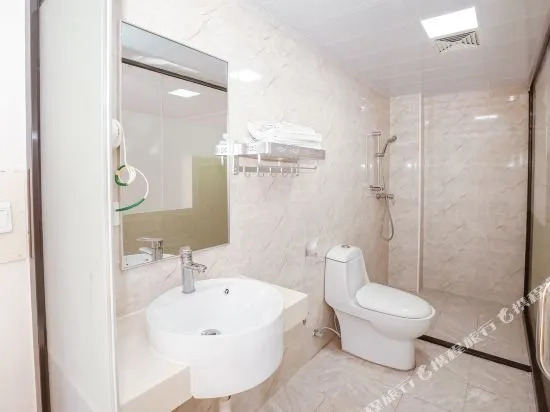 Junyi 168 Hotel(珠海君怡168酒店)