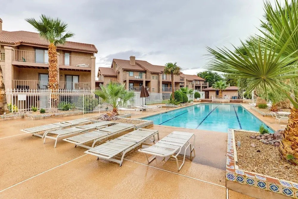 Modern Condo in St Georges Sports Village