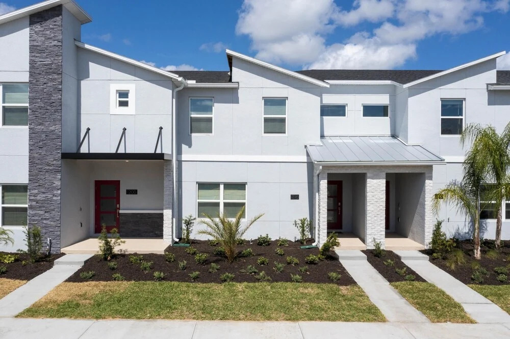 Gorgeous 4Bd w Pool Champions Gate 1196