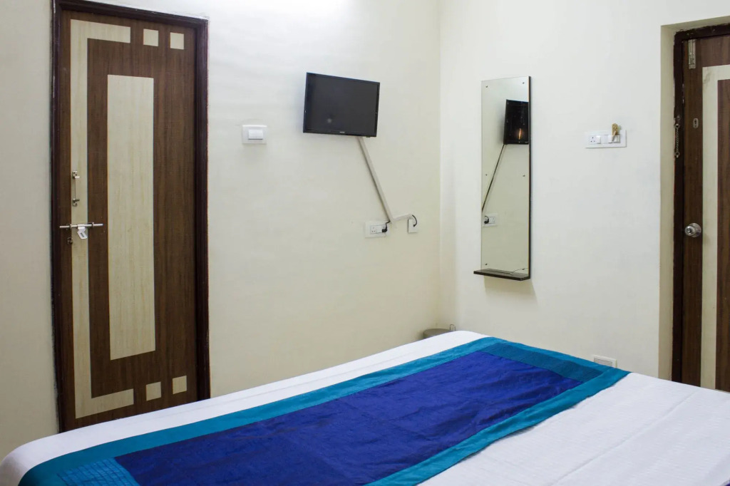 Reva Guest House by OYO Rooms