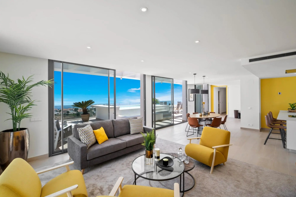 Yara In Fuengirola With 3 Bedrooms And 2 Bathrooms