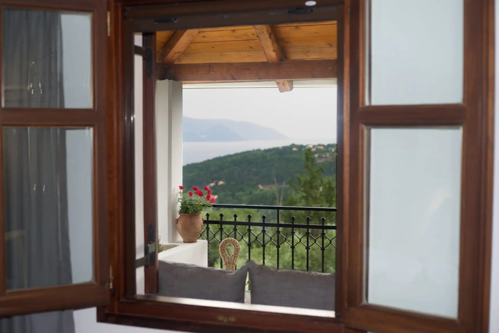 Tettix Summer House
