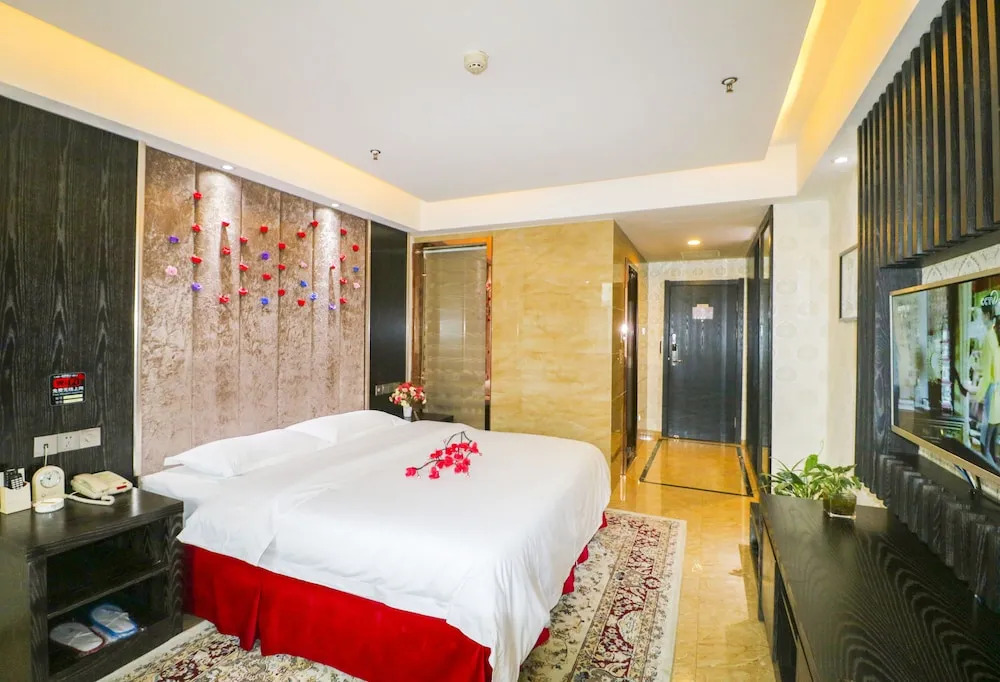 Rafael Hotel