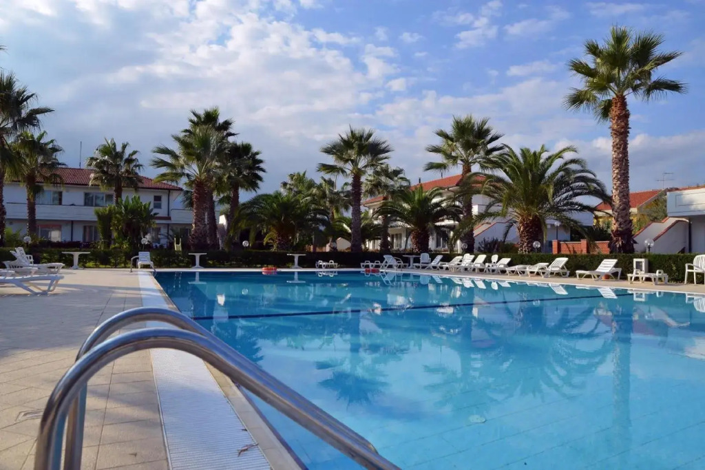 Kings House Hotel Resort