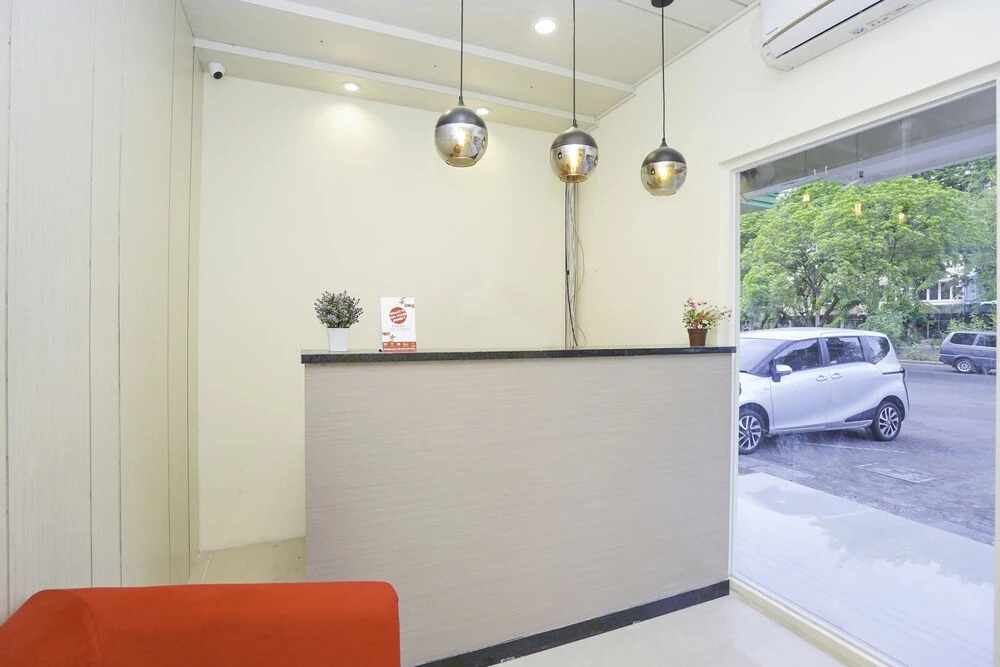 OYO 1091 Ace Business Hotel Galaxy Syariah