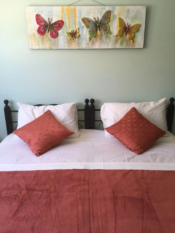 Landslake Apartments
