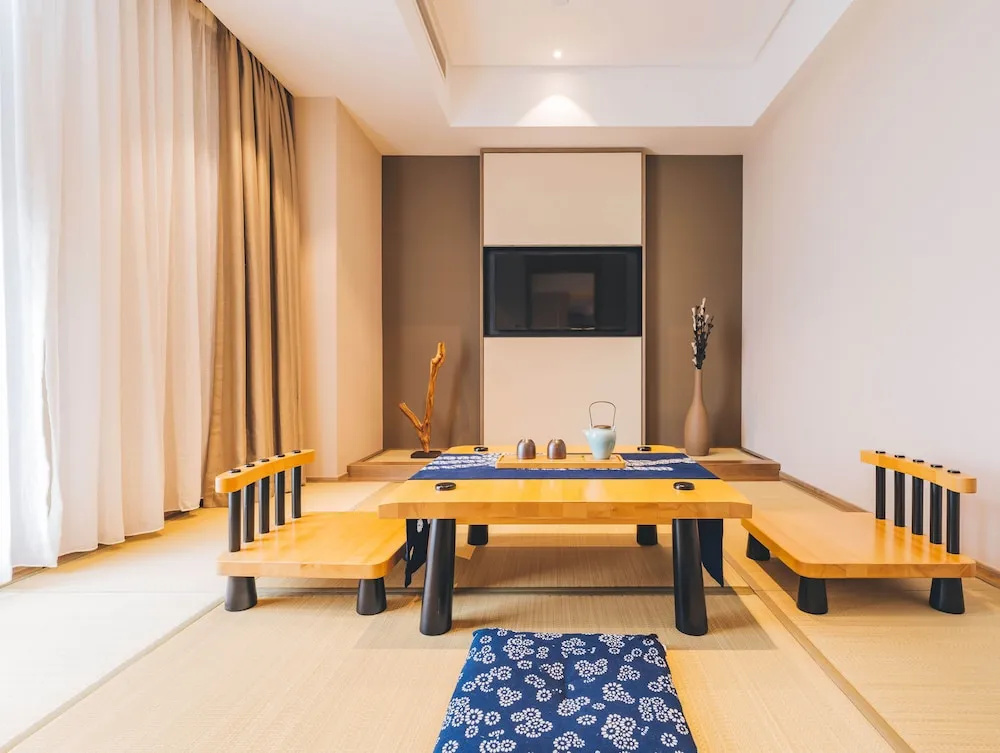 Atour Hotel Culture Square West Lake