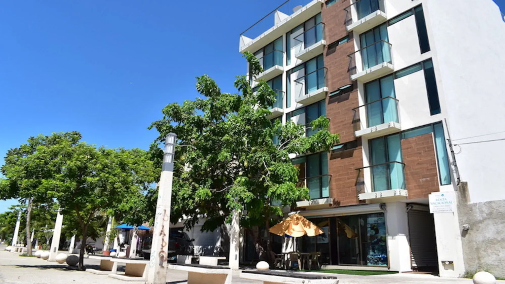 Condo 5 50 1BD by Project 4 Life