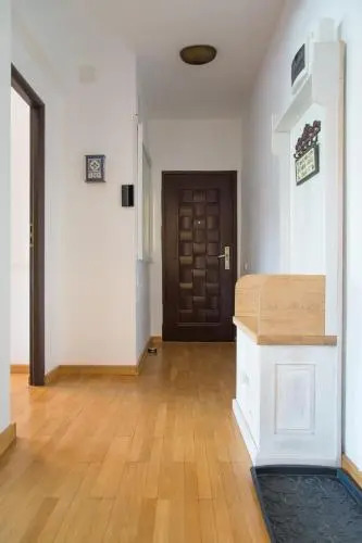 Silvia's Apartment