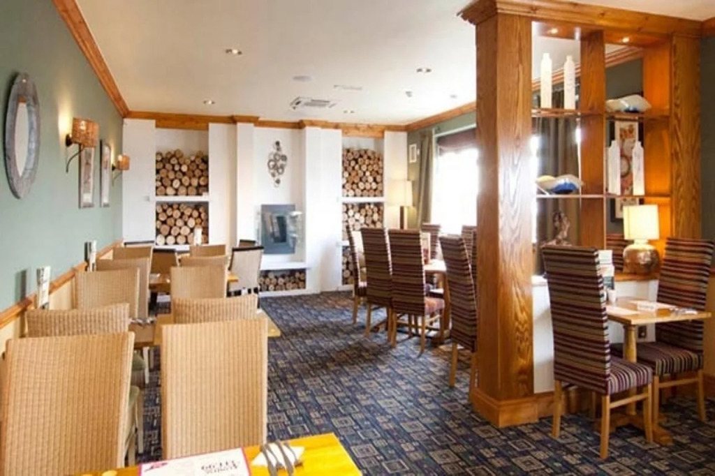 Premier Inn Poole Centre (Holes Bay)