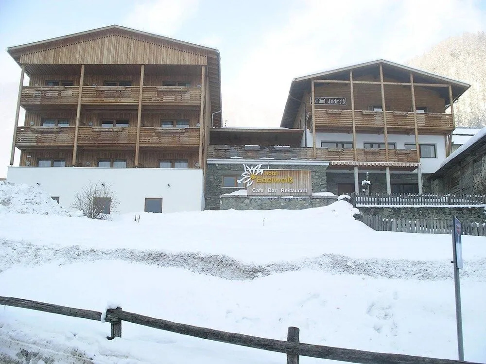 Hotel Edelweiss