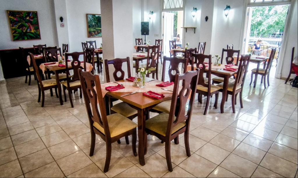Hotel Paseo Habana